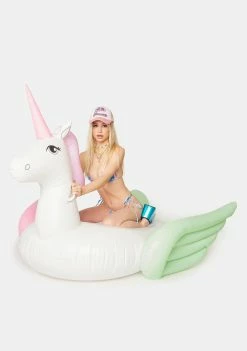 Sunny Life Luxe Ride-On Unicorn Pool Float Outdoor