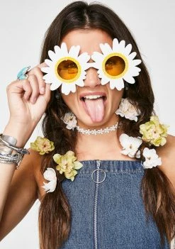 Sunny Life Fresh Picked Daisy Sunglasses