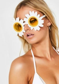 Sunny Life Delicate Sunshine Daisy Sunglasses