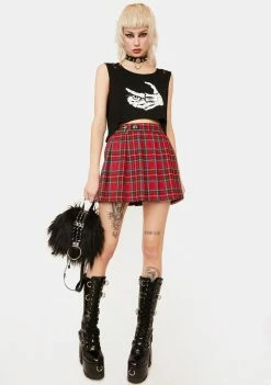 Lost Queen Peek A Boo Graphic Tank Tops