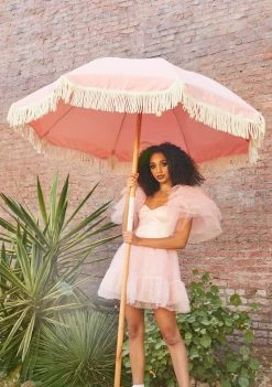 Sunny Life Luxe Beach Umbrella Outdoor